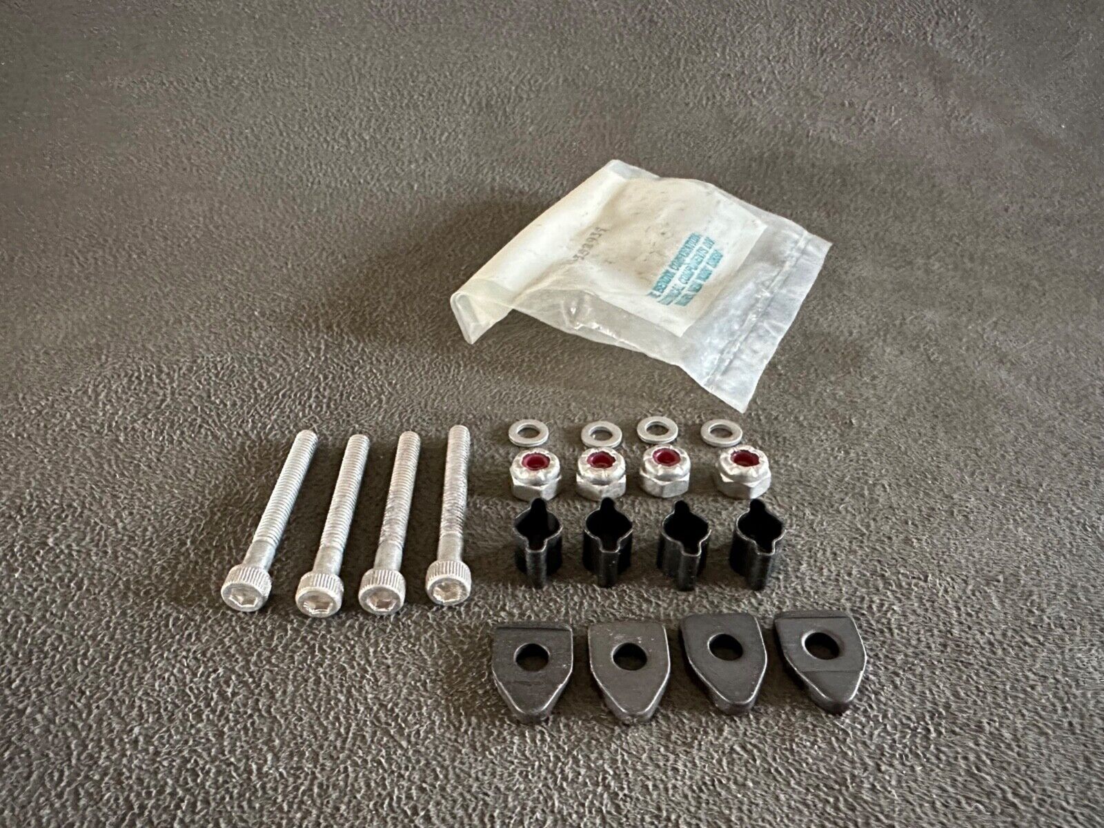 10-382939 Bendix Aircraft Magneto Coil Securing Kit (Four Available) New Surplus