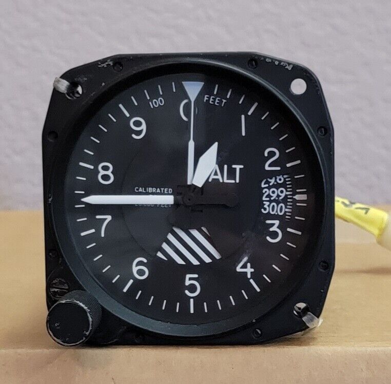 United Instruments Aircraft Altimeter 5934P-3, 1,000 to 20,000 (USED)
