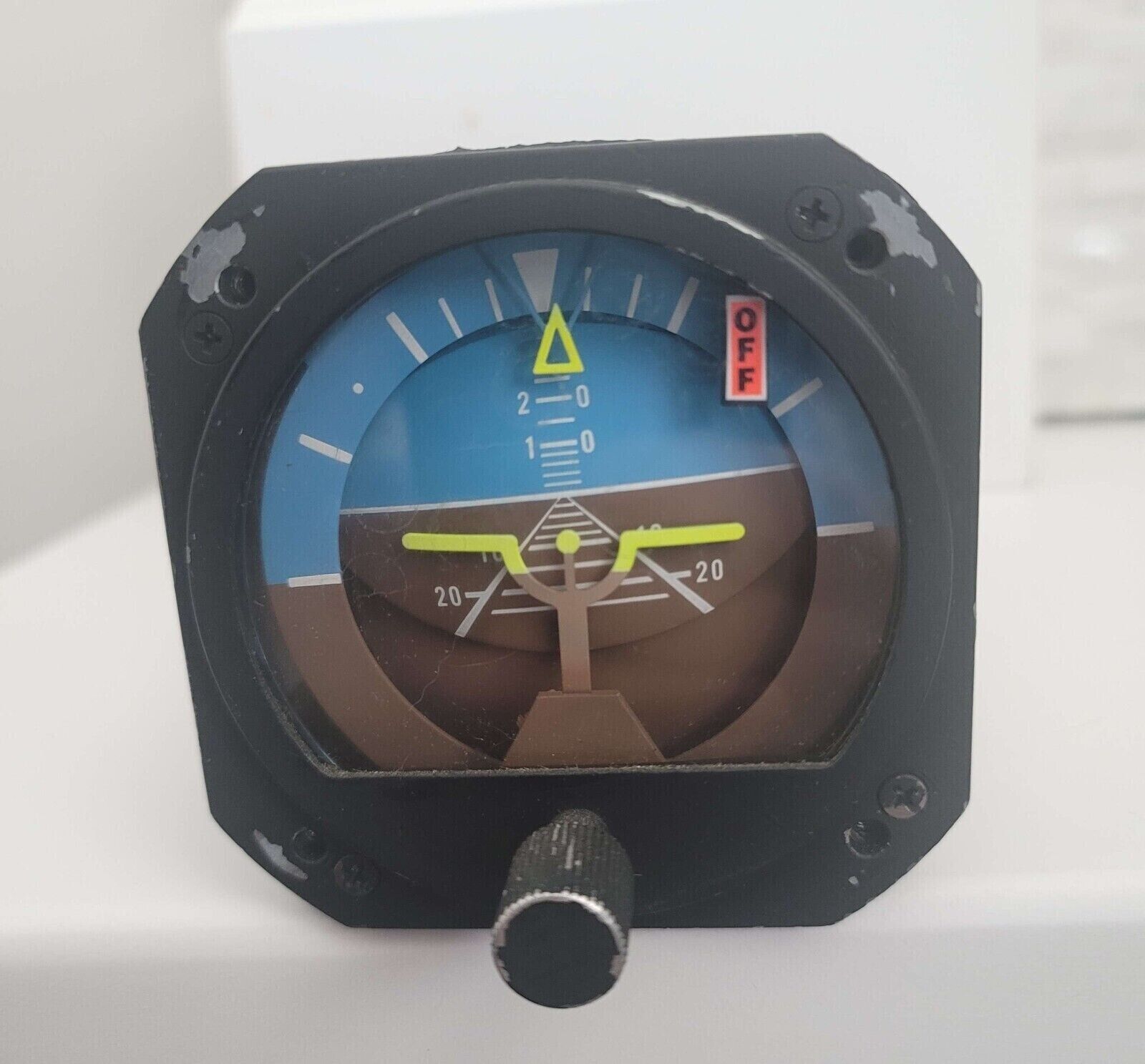 RC Allen Vacuum Gyro Attitude Indicator RCA22-7F 102-0080-01