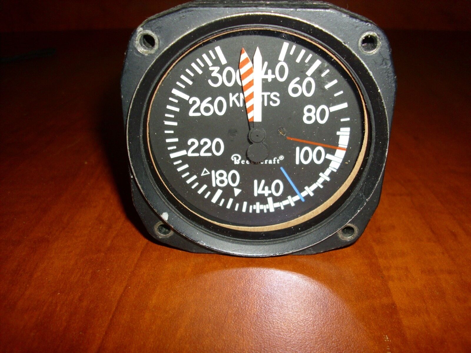Beech King Air Airspeed Indicator 114-380012-3