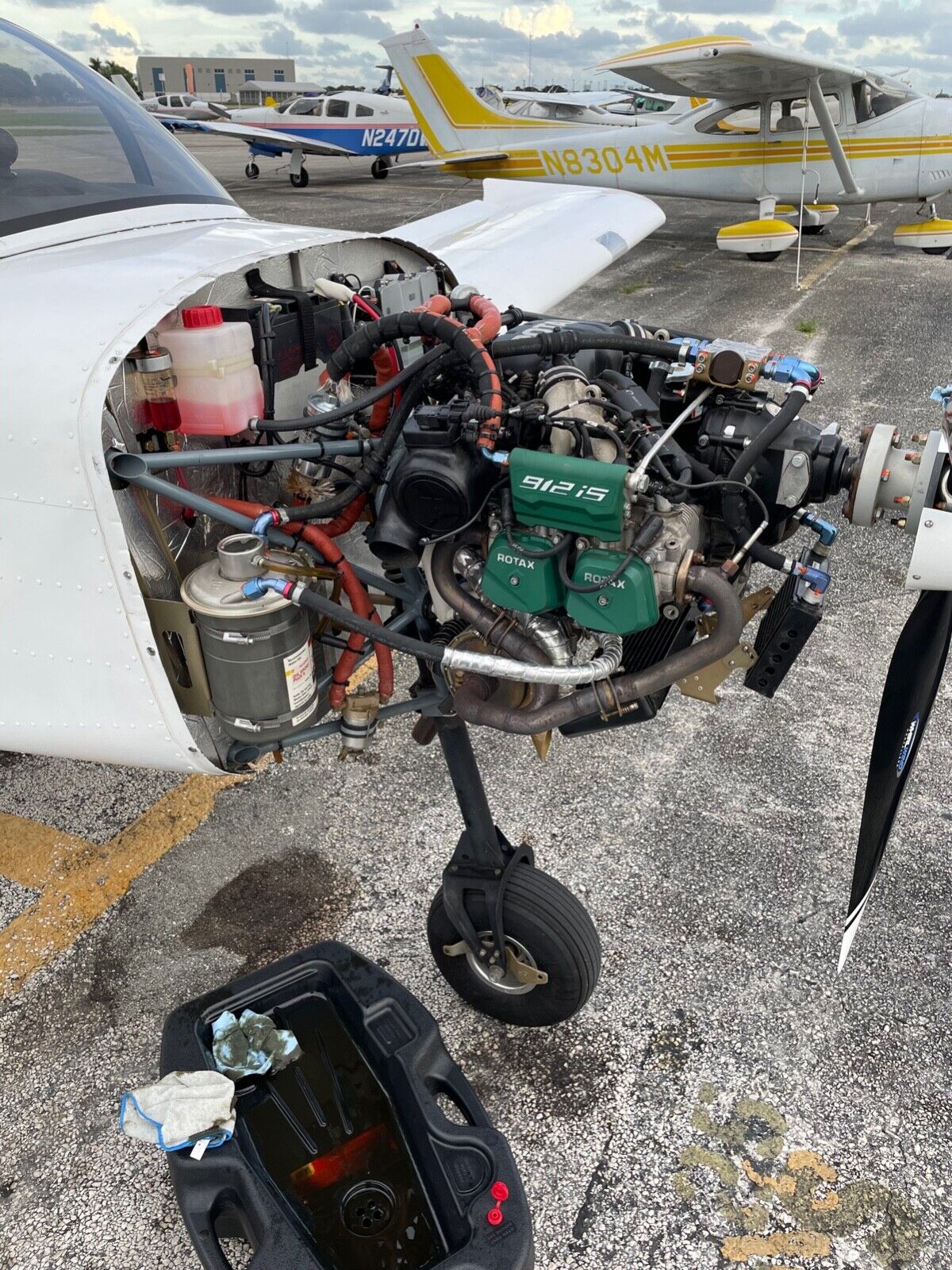 Rotax 912iS Sport Engine (Fuel injected+EMS)