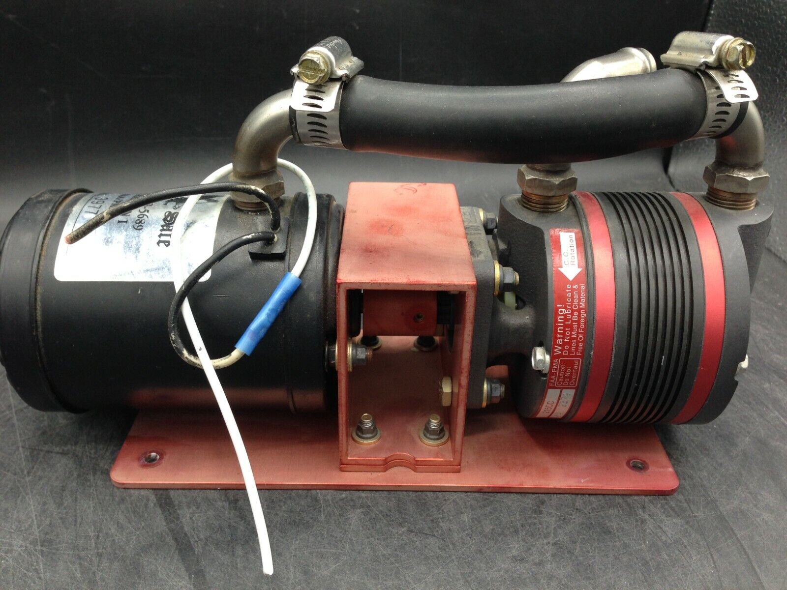 Aero Safe Guardian I Standby Vacuum System 215CC vacuum pump & mounting bracket