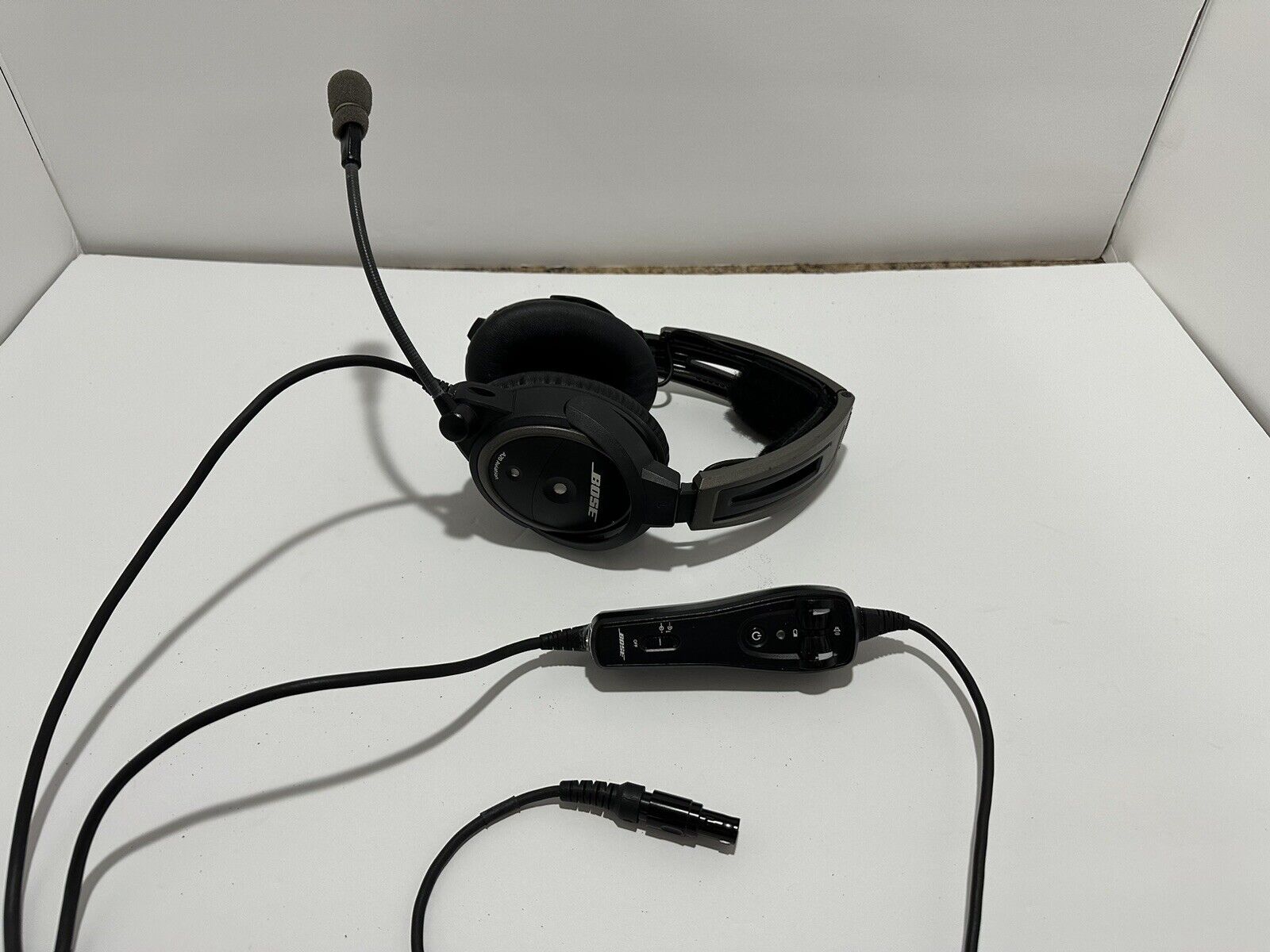 2 Ea - Bose A20 Aviation Headsets (Lemo) Connection