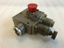 Steer Directional Control Linear Valve-Manifold 18590 P/N 114HS124-1 As Removed picture