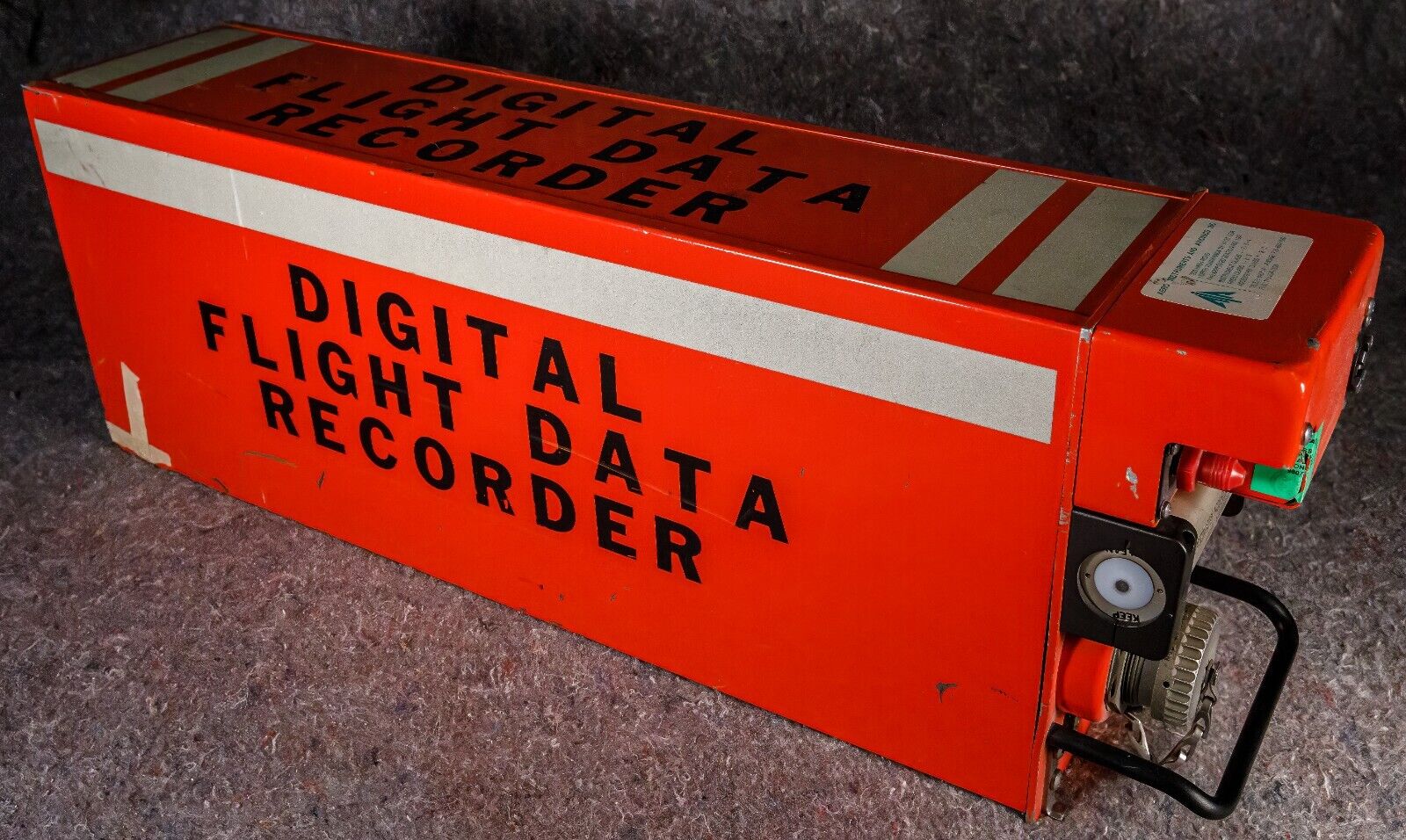 Digital Flight Data Recorder with Beacon - Sundstrand Data Control Model UFDR