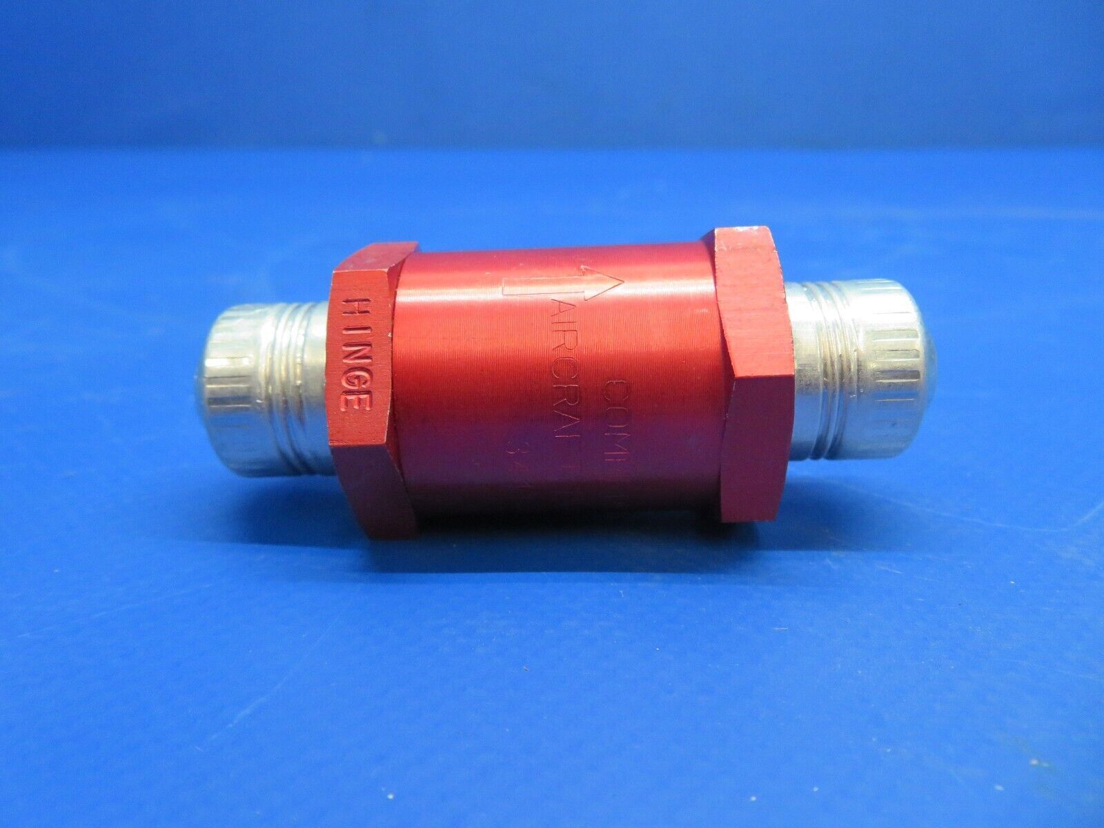 Commercial Aircraft Products Cessna Check Valve P/N 341100 Nos (0922-743)