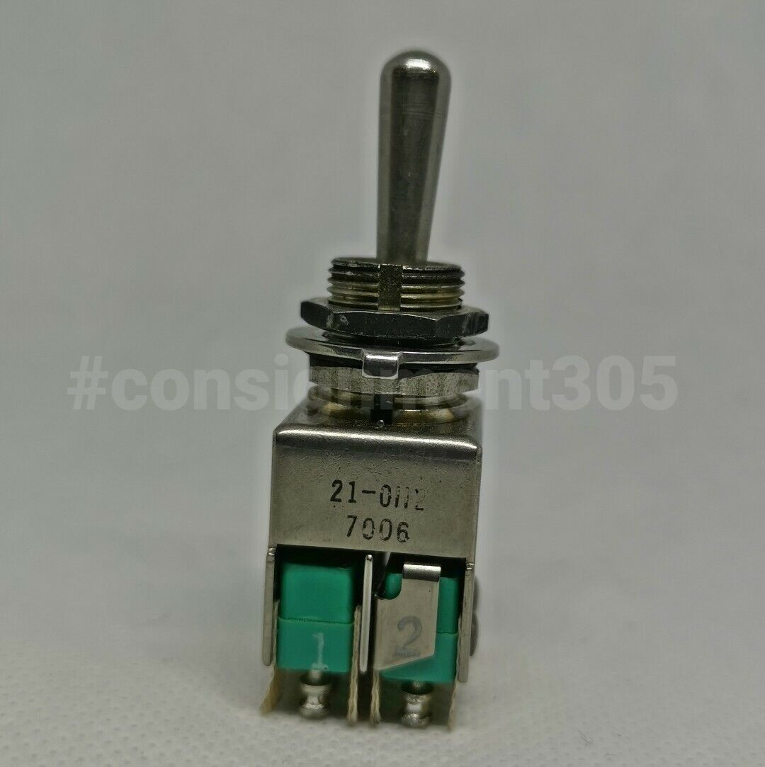 (1) Master Specialties Corp 21-0112 Aviation MOMENTARY Toggle Switch 