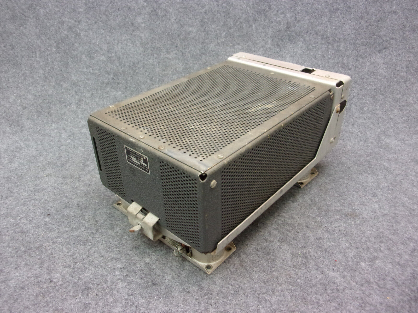 Motorola 5515G Tube ADF Amplifier With Tray And Shock Mounts P/N 713277-05