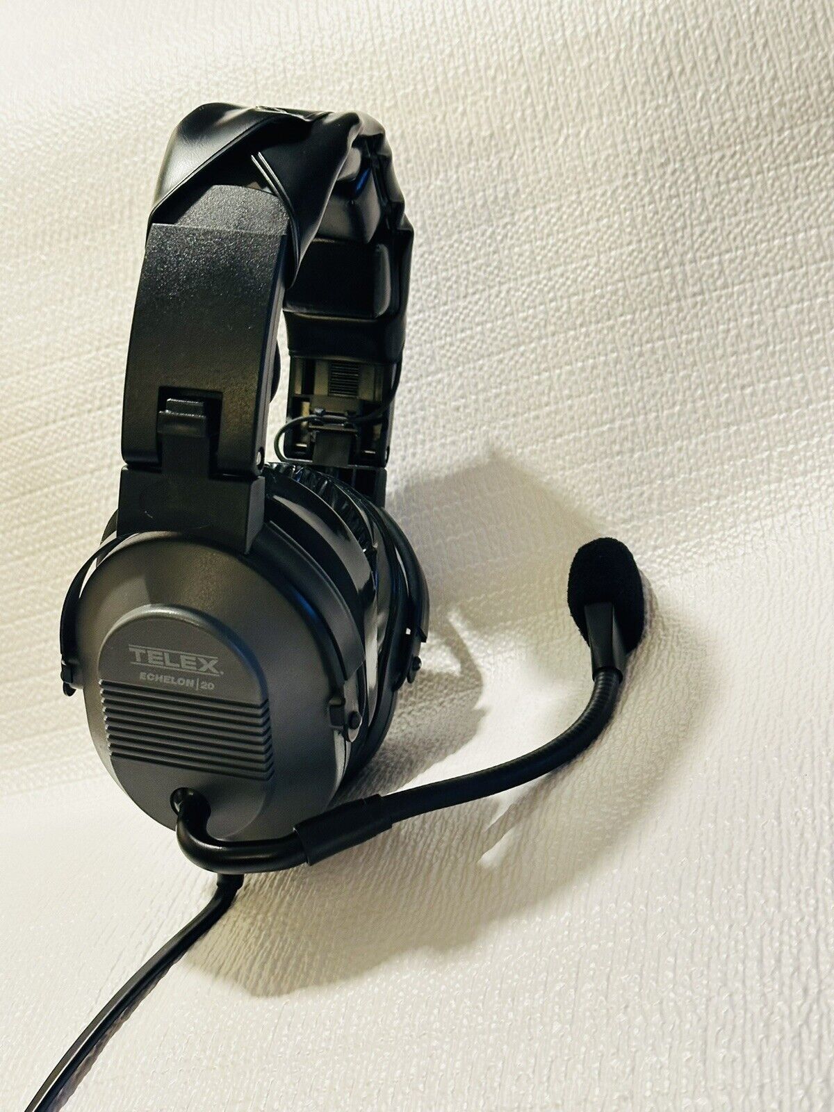 TELEX ECHELON 20 Aviation Headset With Microphone Dual GA Plugs Noise Cancelling