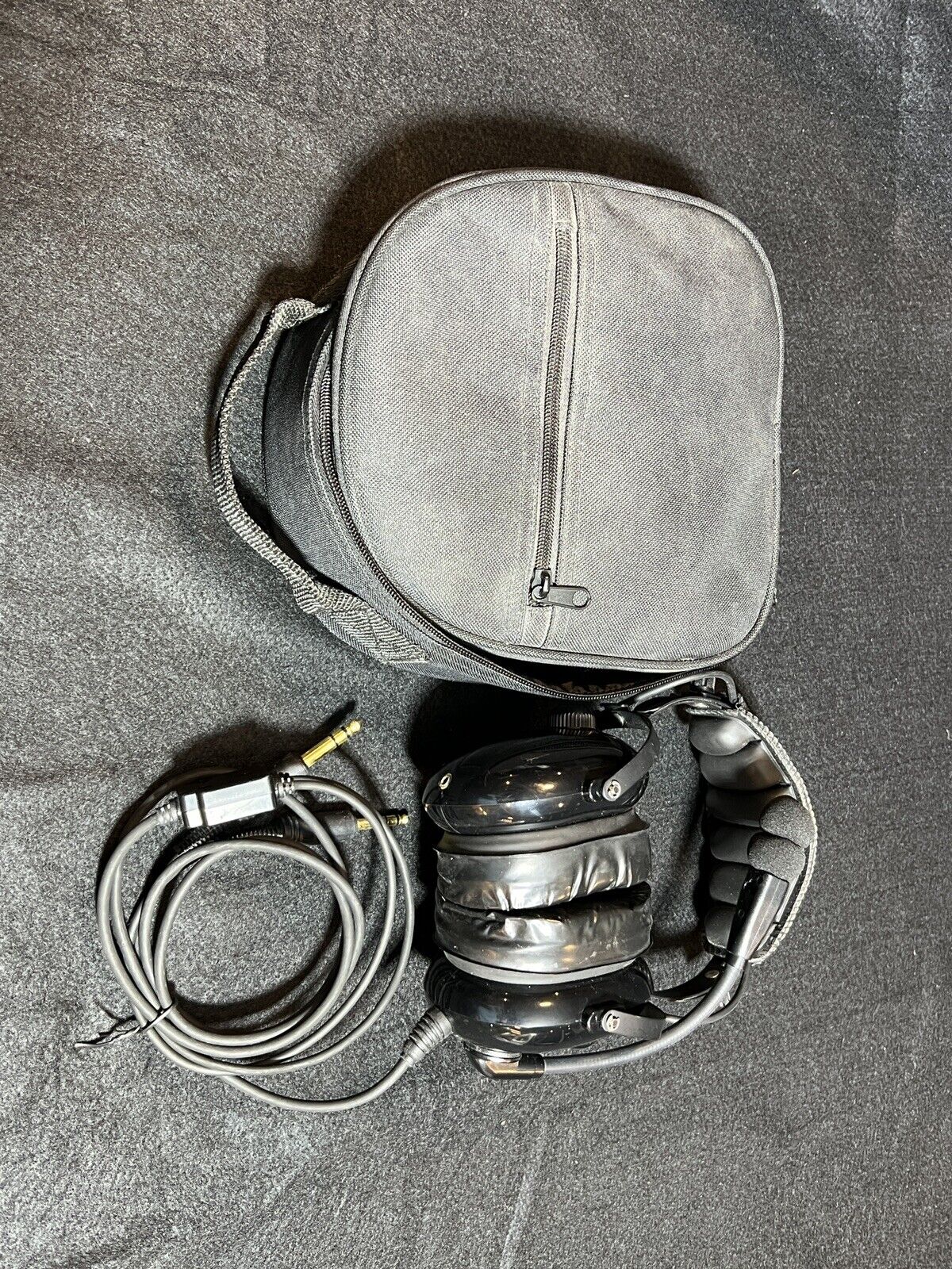 New KORE AVIATION KA-1 General Aviation Headset for Pilots Used Once
