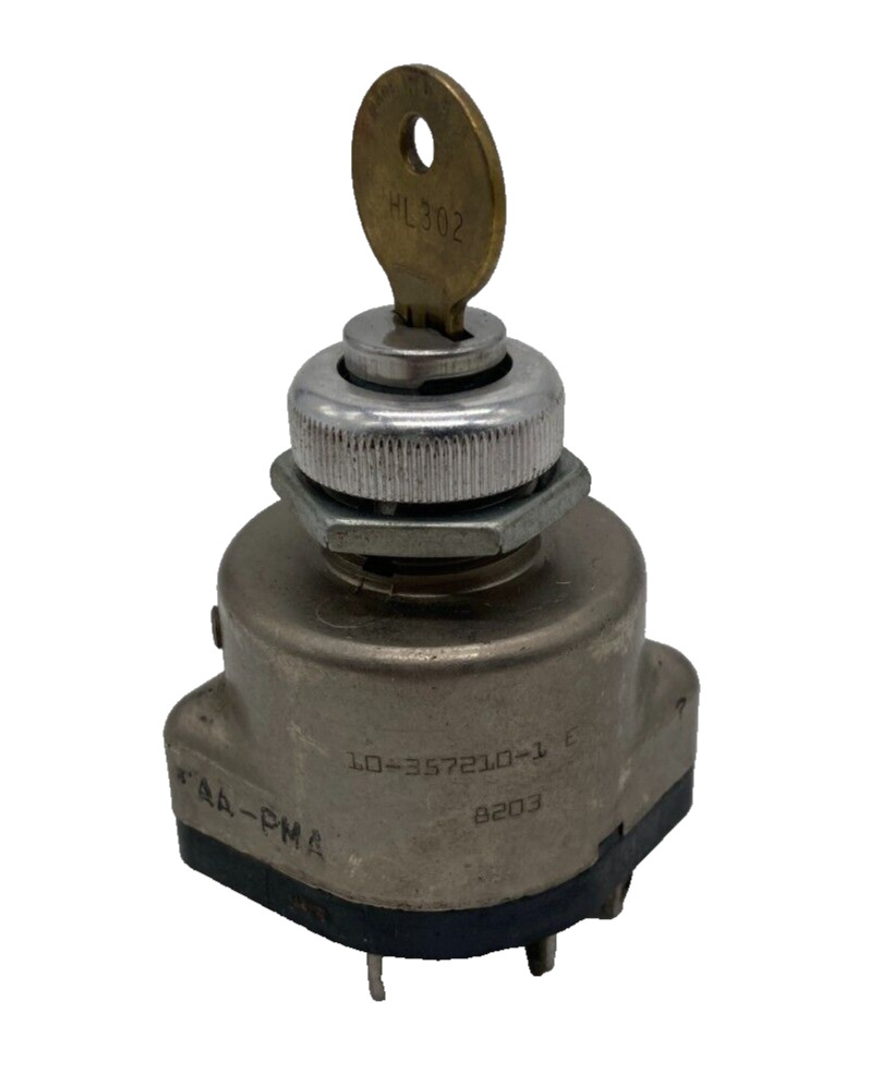 Piper PA-28-140 Continental Ignition Switch w/ Key P/N 10-357210-1 (0923-422)