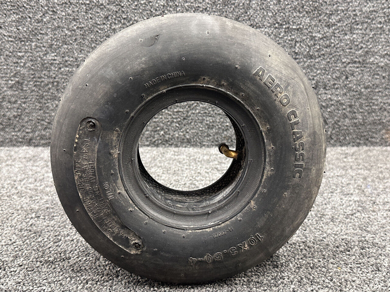 1V1651 Aero Classic 10x3.50-4 Heavy Duty Rib Tire with Inner Tube