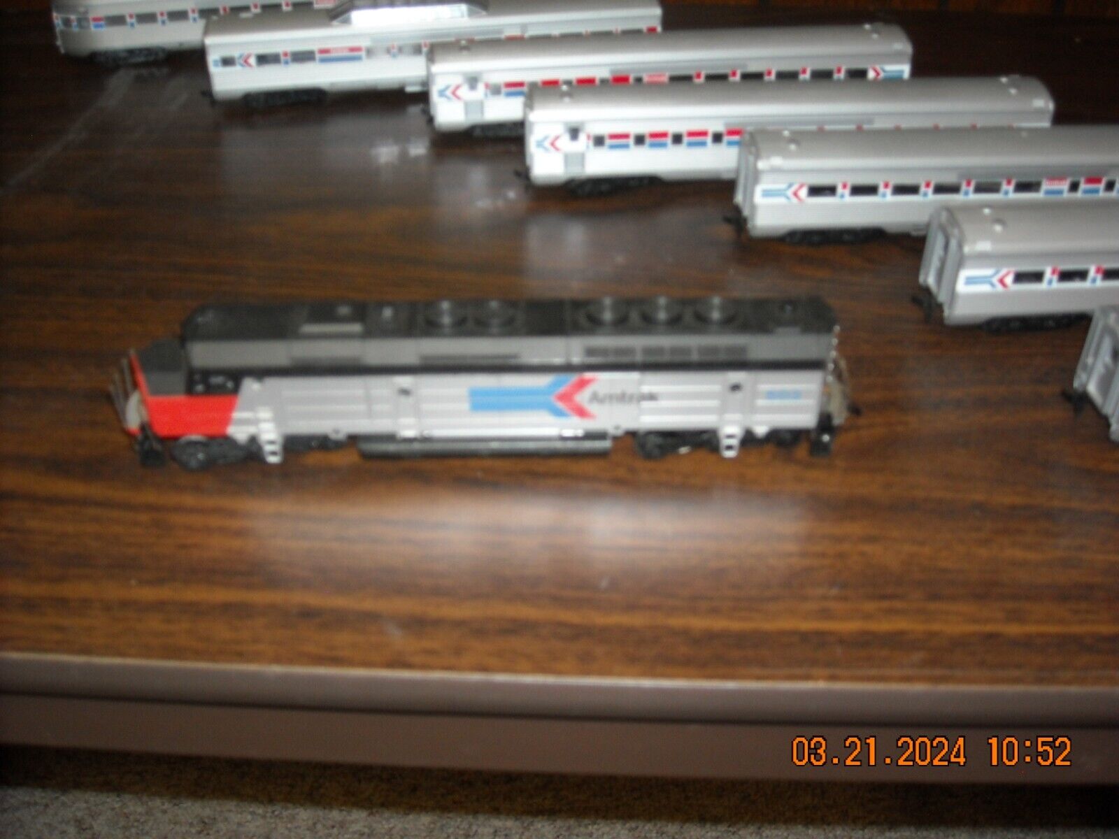  AMTRAK CARS  7 AND ATHEARN ENGINE