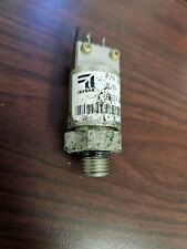 Cessna 172RG Pressure Switch 9880710-1 Fits Hydraulic Power Pack 9881124-1 picture