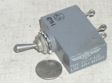 AIRPAX 712-A-152 MILITARY MIL SPEC AIRCRAFT CIRCUIT BREAKER TOGGLE 1.5A 60HZ USA picture
