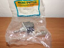 Honeywell Aircraft Toggle Micro Switch MS24524-21 picture
